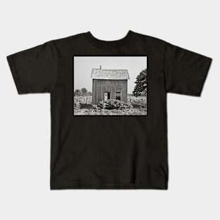 Abandoned Farmhouse, 1939. Vintage Photo Kids T-Shirt